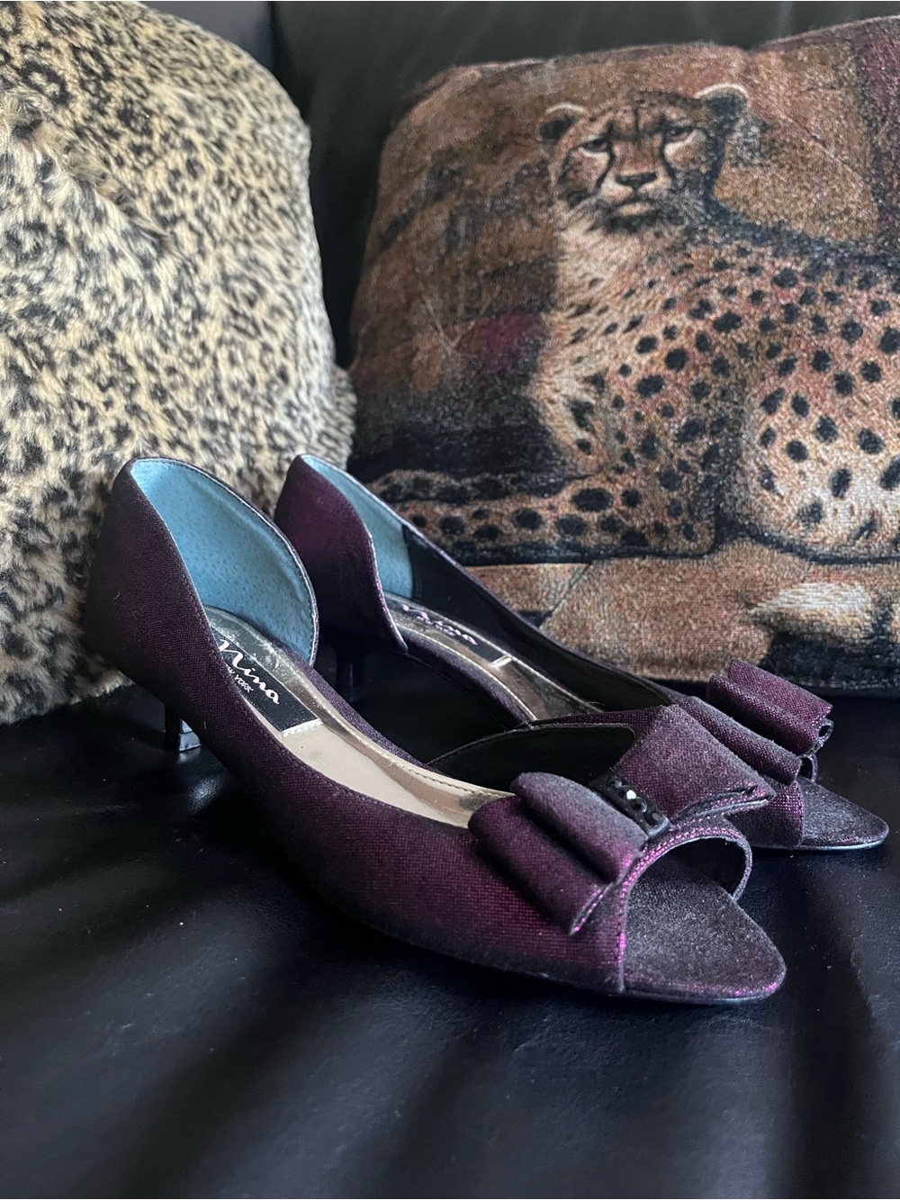 Nina New York Plum‎ Peep-Toe Bow Kitten Heels